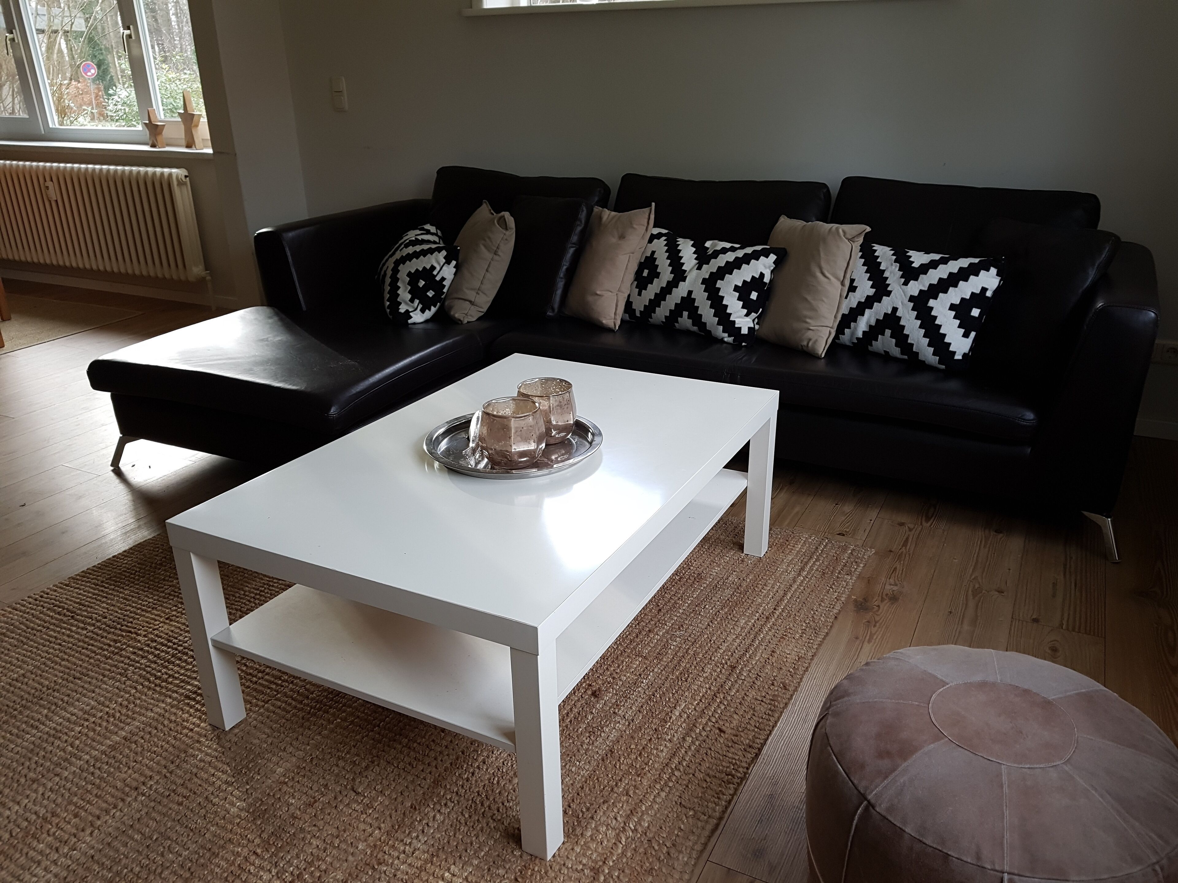 Fernseher, Kamin, Stereoanlage