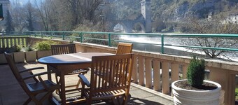 Apt. T1 Bis in città al 1 ° piano di una residenza con terrazza carractère 