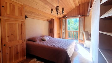 4 chambres, fer et planche Ă repasser, lit parapluie, Wi-Fi