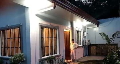 2 aircons fully furnished house, ideal for family on vacations
