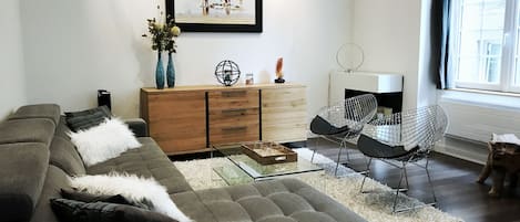 TV, videospill, DVD-spiller og bøker