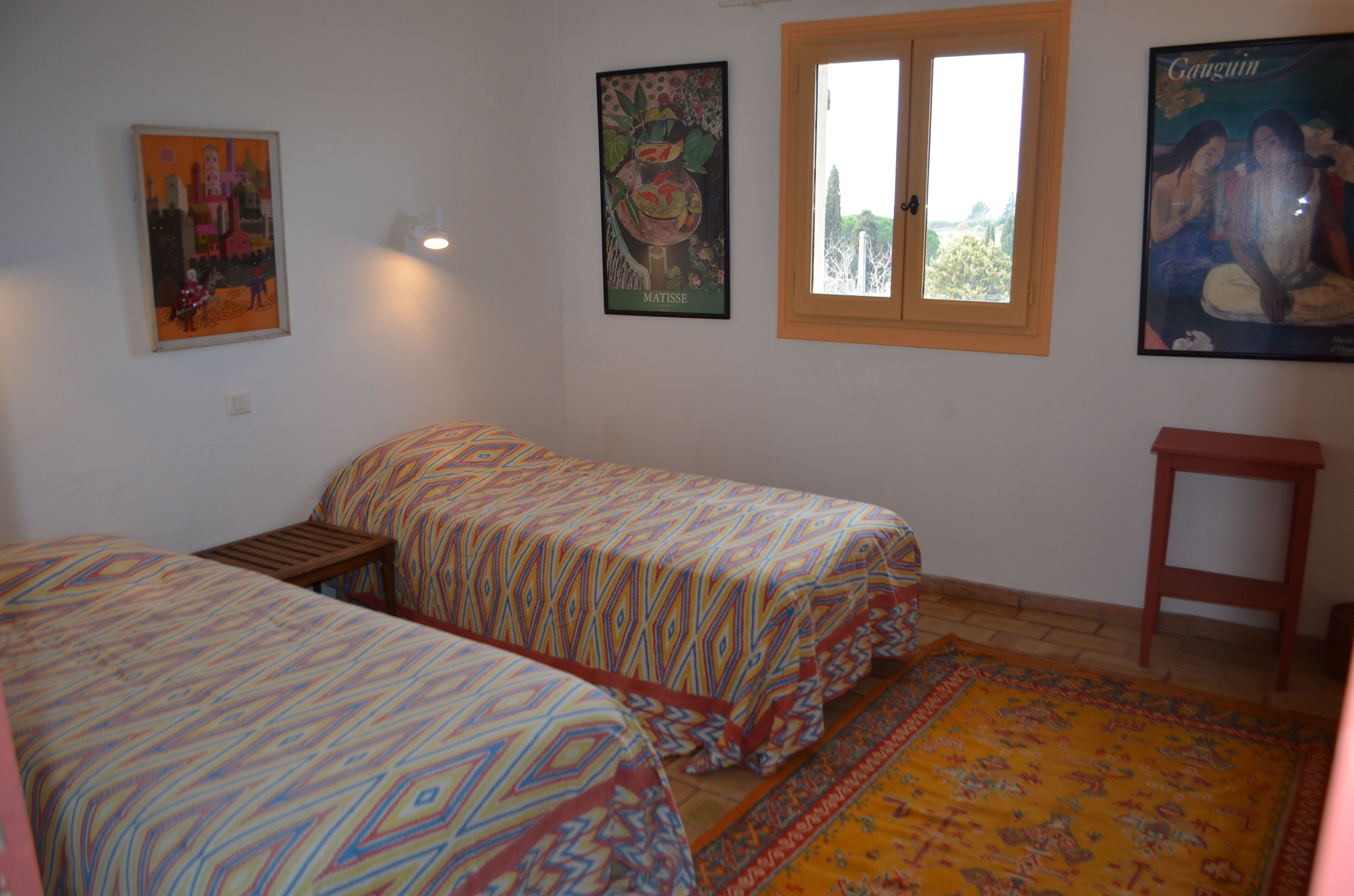 Maisonette on the edge of the medieval village of Aups