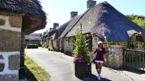 Grande villa très lumineuse 1850 m2 de terrain,  proche mer, forêt et commerces 