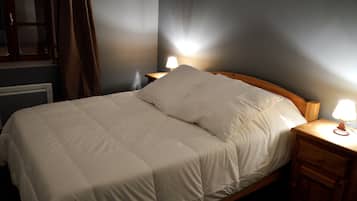 2 habitaciones, tabla de planchar con plancha y wifi gratis