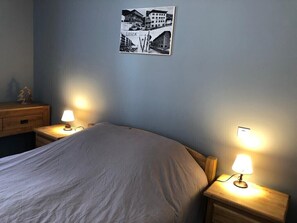 2 sovrum, strykjärn/strykbräda och gratis wi-fi