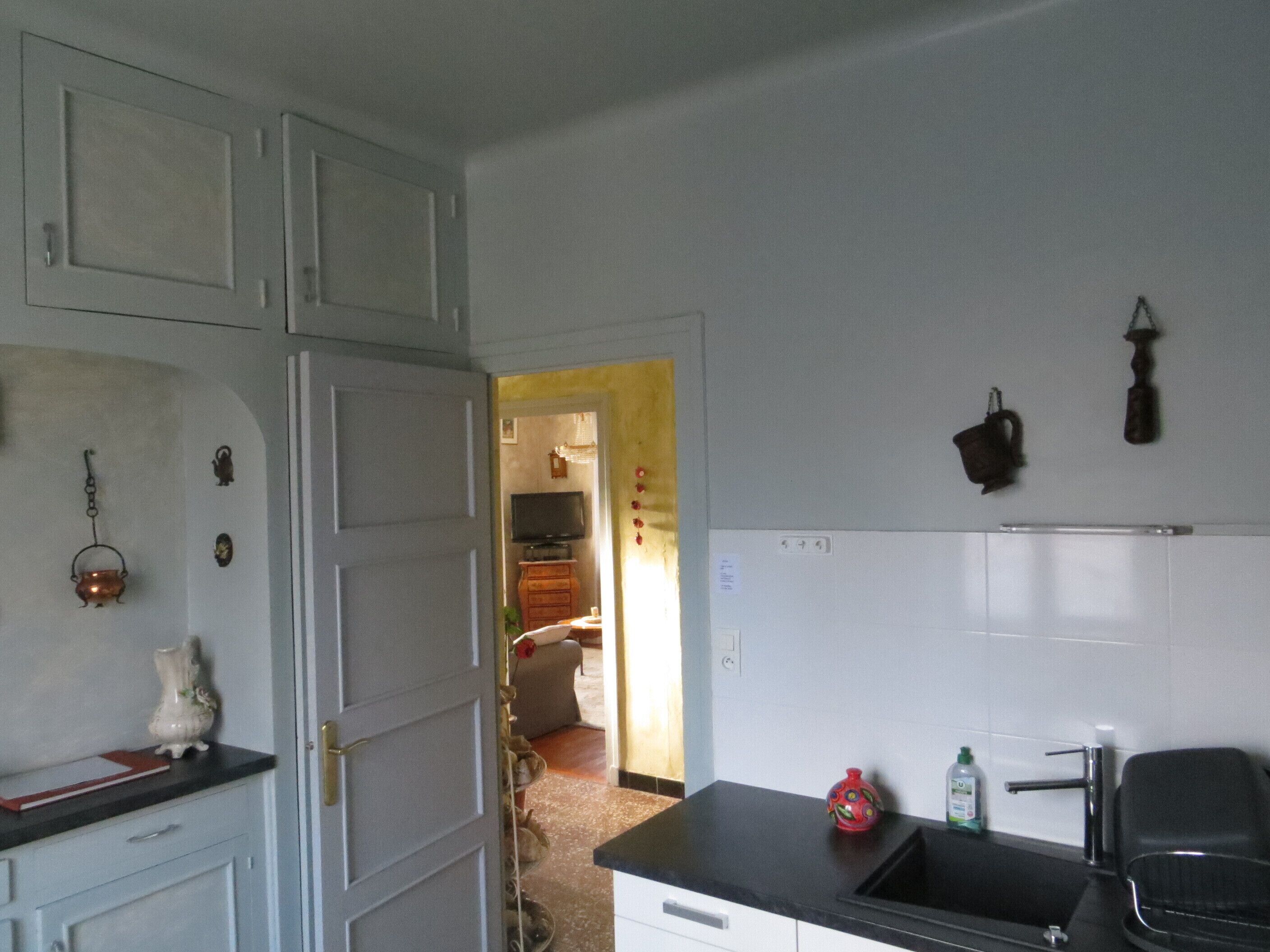 T2 calm and independent