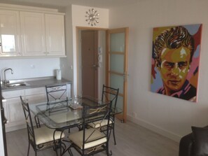 Dining - BEAUTIFUL WATERFRONT APARTMENT - BREATHTAKING MARINA AND SEA VIEWS! (Courseulles-Sur-Mer)