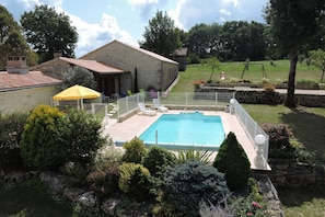 Piscine extérieure