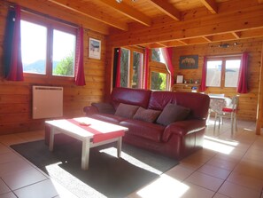 TV, DVD player, books - Coteau des Xettes - Pretty south-facing chalet (Gerardmer)