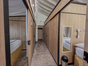 Soundproofing, free WiFi, bed sheets - Viajero Cusco Hostel (Cusco)