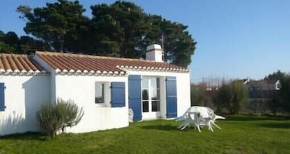 Maison vendeenne récente avec jardin entiÚrement clos