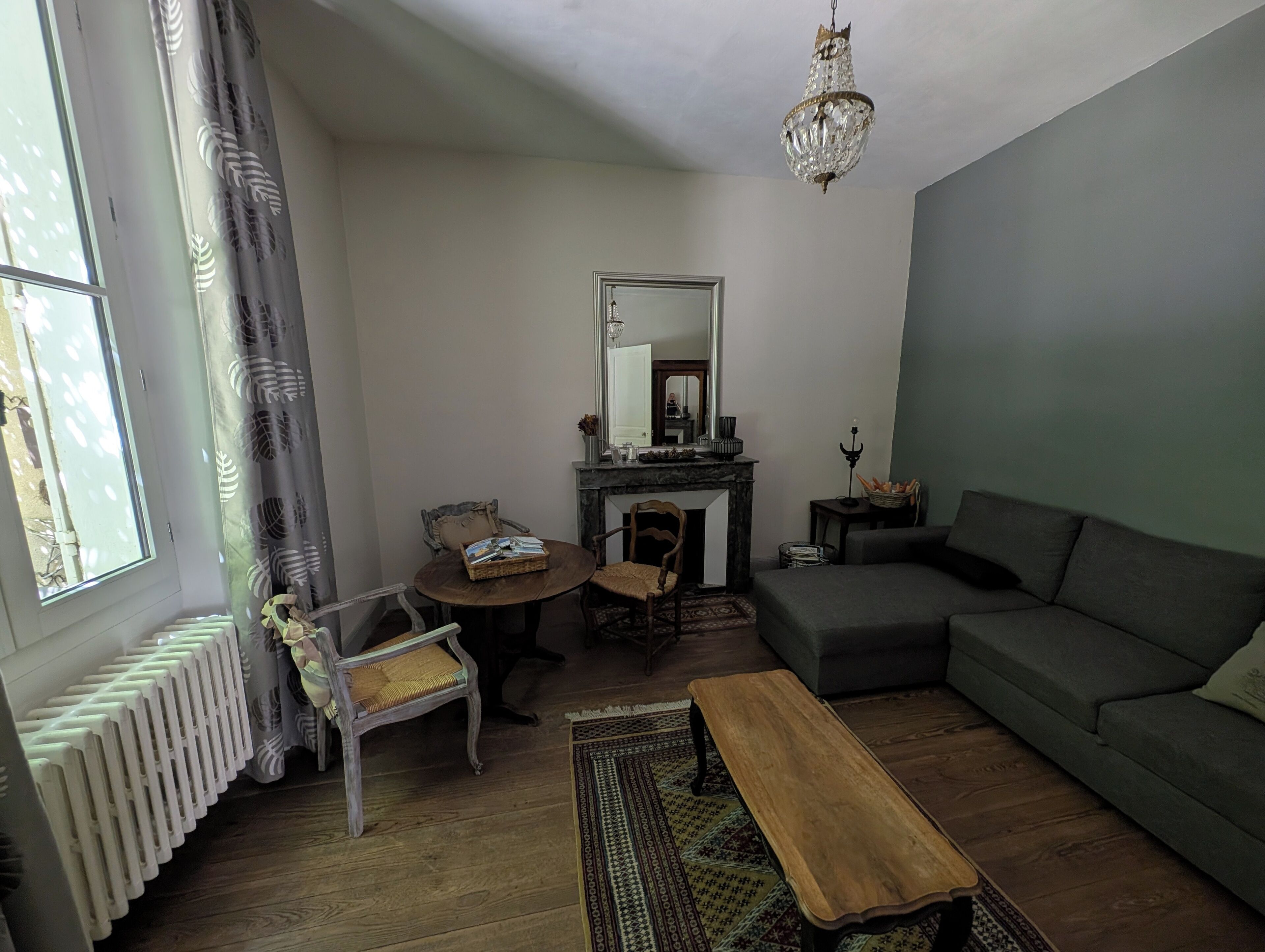 TV connectée, cheminée