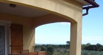 Mini-Villa mit allem Komfort zeitgenössisch (neu)