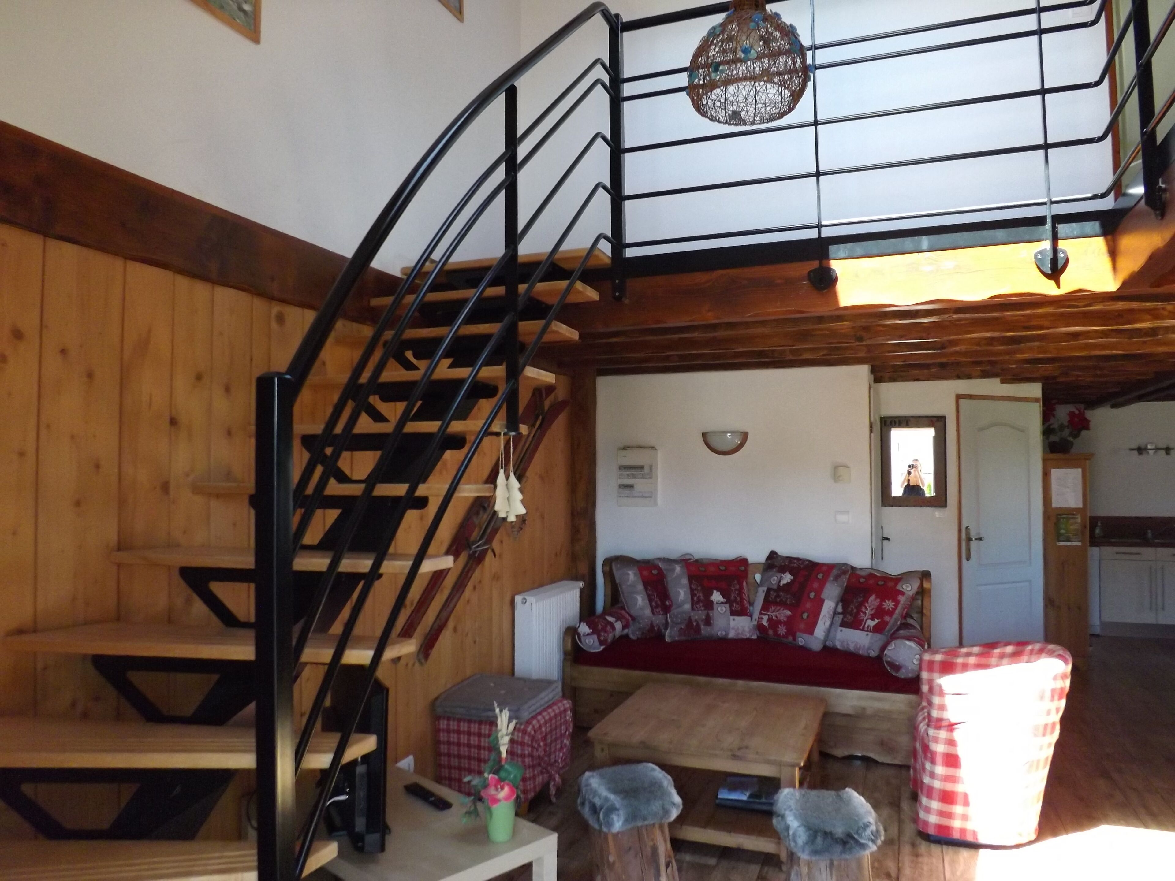 Detached house, mountain style interior, very nice