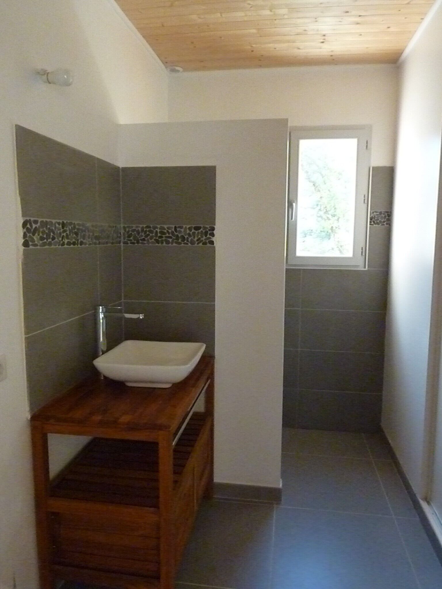 3-room house in the middle of the woods located in Assas with swimming pool