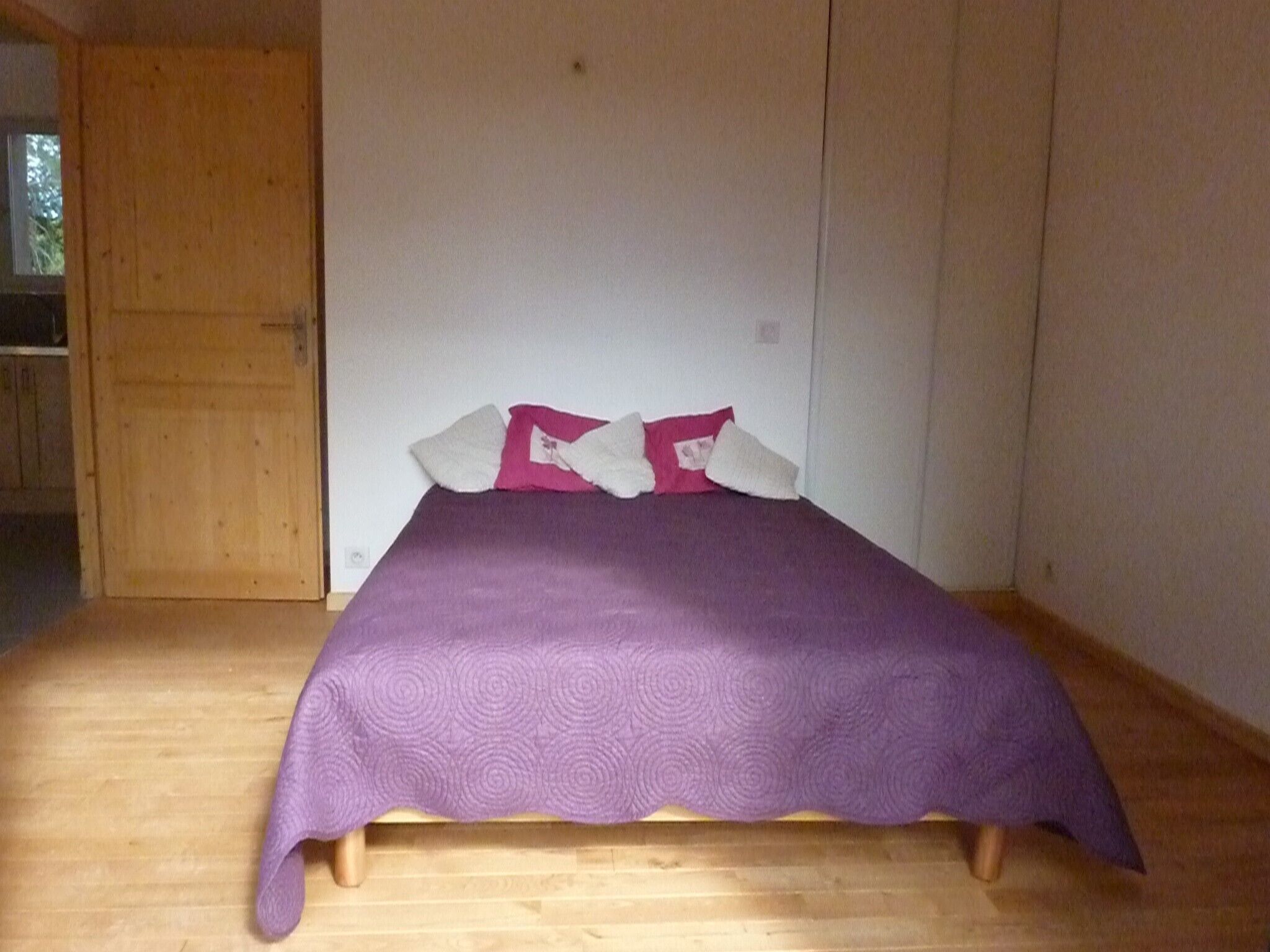 3-room house in the middle of the woods located in Assas with swimming pool