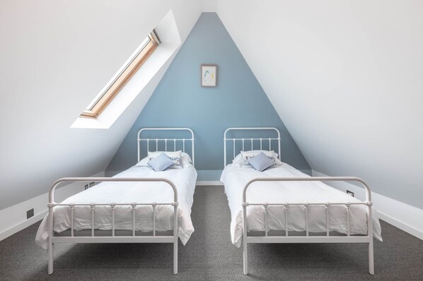4 bedrooms, free WiFi