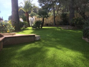 Property grounds - Villa, St-Maxime sea view, tranquillity, air-conditioned, heated pool (Sainte-Maxime)