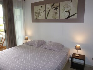 1 bedroom, iron/ironing board, free WiFi, bed sheets