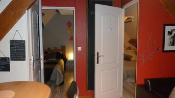 2 bedrooms, iron/ironing board, travel crib, free WiFi