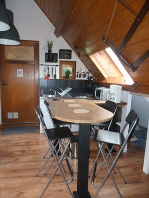 Dining - Thatched cottage in Normandy near Honfleur, Deauville Pont l'Eveque Le Havre (Beuzeville)