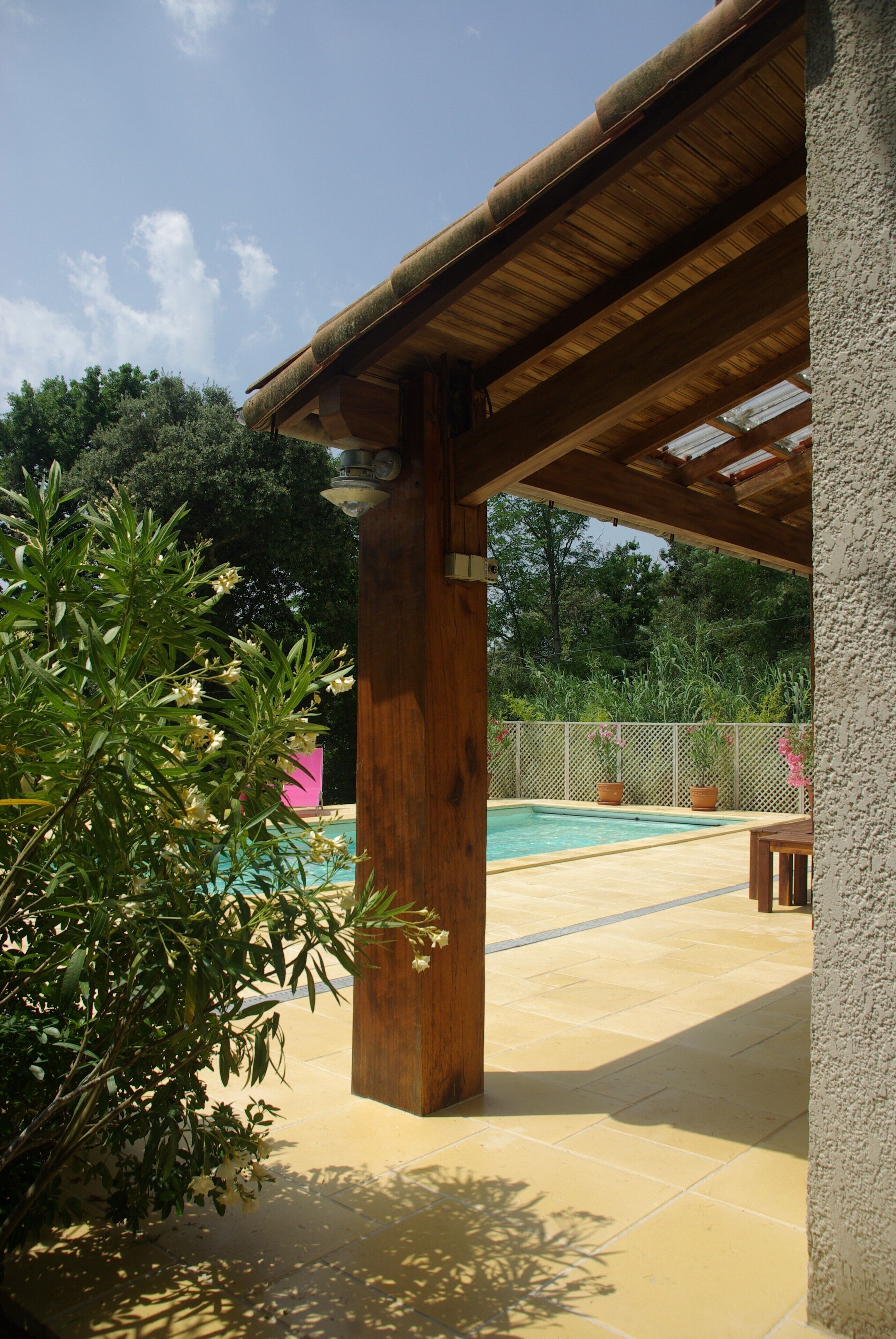 Vue piscine & terrasse