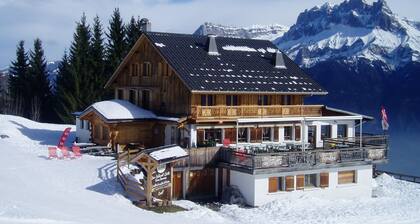 3* Appartement ''Mont Blanc'' ,125mÂČ, sur les pistes, 8 Ă 10 pers