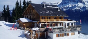3 * Apartment '' Mont Blanc '', 125m², on the slopes, 8 to 10 pers