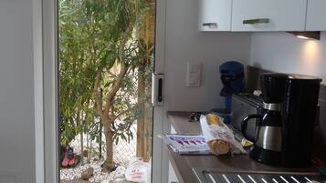 Refrigerador, horno, parrilla de estufa y lavavajillas