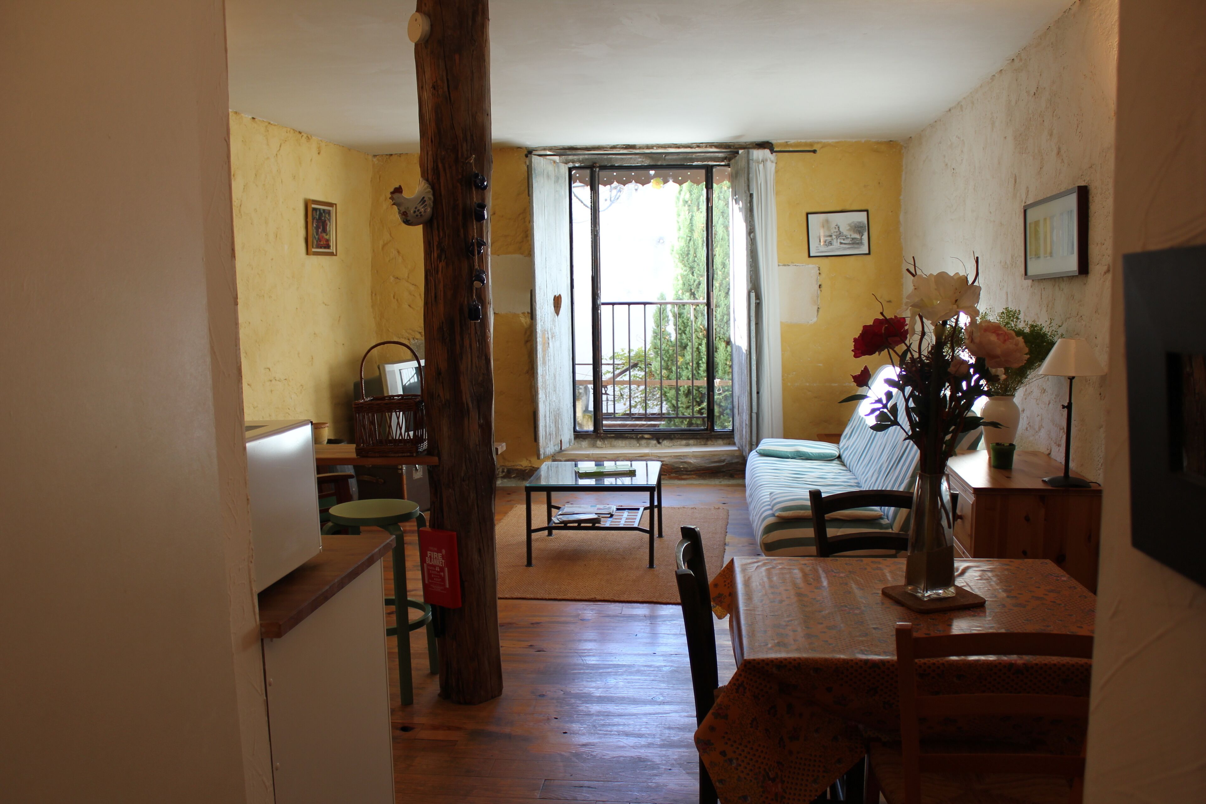 18 Century Provencal Mas With Swimming Pool