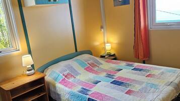 2 Schlafzimmer, BĂŒgeleisen/BĂŒgelbrett, kostenloses WLAN, BettwĂ€sche