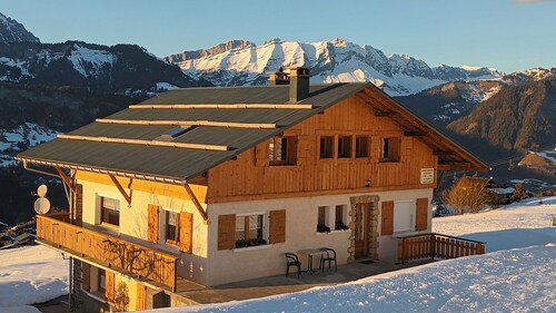 Appartement dans un chalet au coeur des pistes 