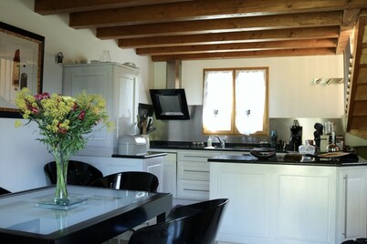 PRETTY HOUSE IN AURE CLASSEE VALLEY ****