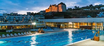 Large luxury Norman house 4**** for 12/14 people + heated swimming pool