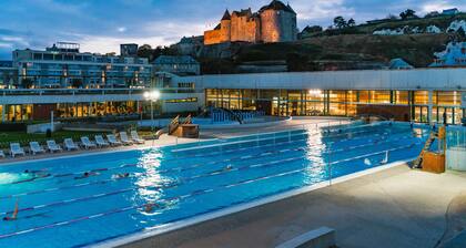 Norman Suuri ylellinen talo 14-24 ihmistä + lämmitetty allas 3 ha