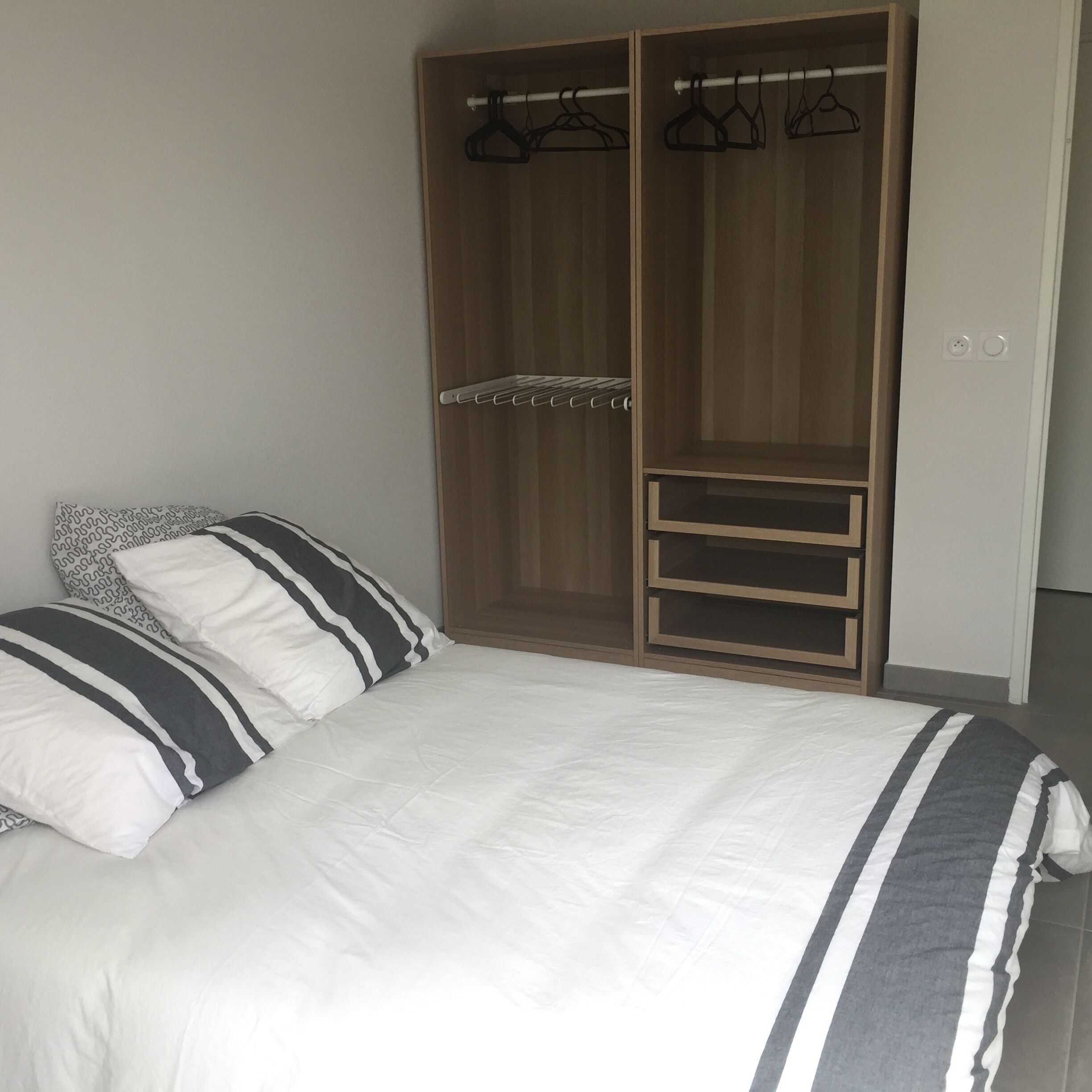 Appartement neuf avec grande terrasse équipé pour 4 personnes