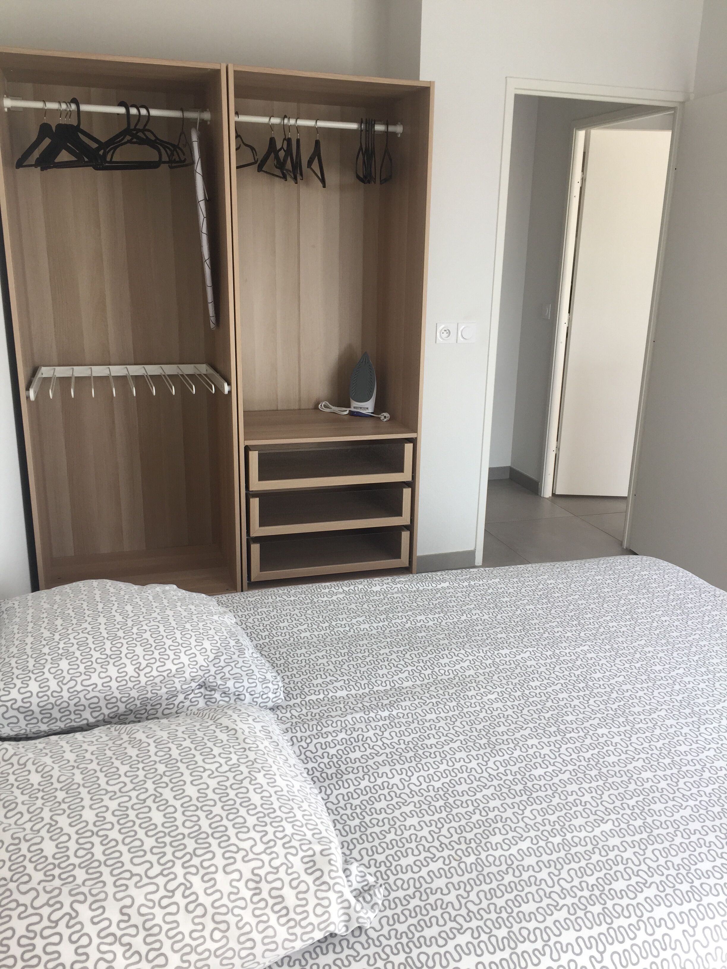 Appartement neuf avec grande terrasse équipé pour 4 personnes