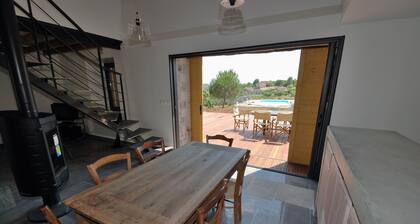 Barn completely renovated and air conditioned in an old farm