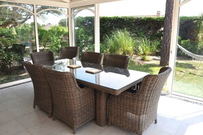 تناول الطعام