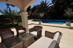 Piscine extérieure, piscine chauffée