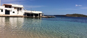 Maison familiale spacieuse à 5 mn  de la plage du petit village de Na Macaret