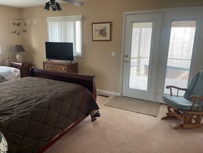 3 Schlafzimmer, Schreibtisch, Bügeleisen/Bügelbrett, kostenloses WLAN