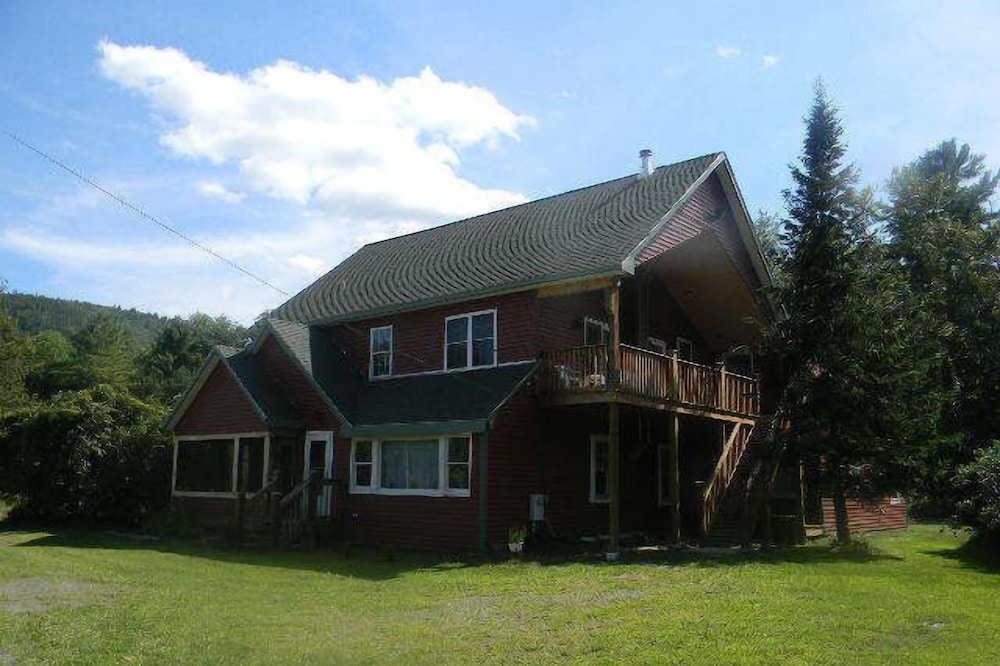 Gore Mountain Region 5 bedroom 6 bathroom ADK Getaway