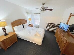 6 bedrooms, iron/ironing board, free WiFi, bed sheets