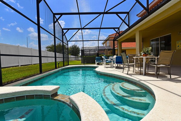 Outdoor pool, a heated pool