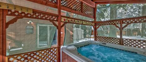 Bain à remous intérieur