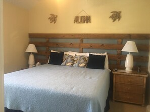 2 bedrooms, desk, iron/ironing board, travel crib