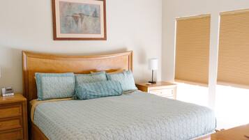 2 bedrooms, iron/ironing board, travel cot, free WiFi
