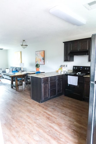 “Ca C’est Bon” Dog Friendly