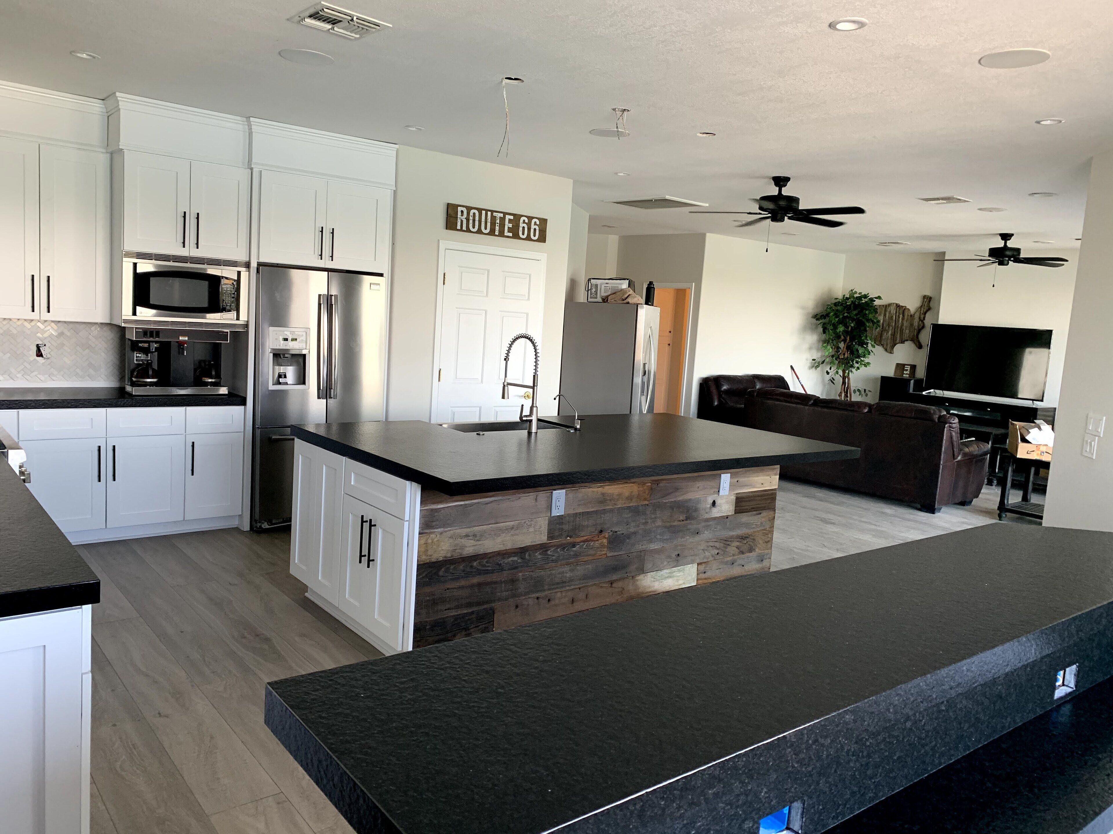 5 Bedroom 6 Bath large waterfront home with dock - Amazing location!